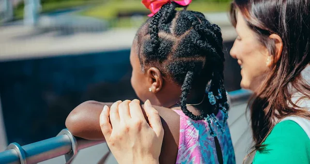 Adozioni internazionali, lieve ripresa nel 2024